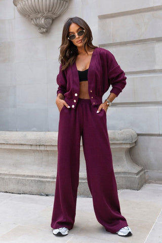 Bestsellerowe komplety na końcówkę lata – przegląd hitów sprzedaży