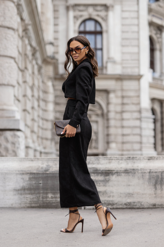 LaBalancia - Komplet WARRIS - Czarny - Hurtownia Odzieży Damskiej - POSLKA Produkcja i Sprzedaż Hurtowa - LaBalancia