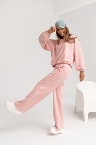 LaBalancia - Komplet COMFY - Róż - Hurtownia Odzieży Damskiej - POSLKA Produkcja i Sprzedaż Hurtowa - LaBalancia