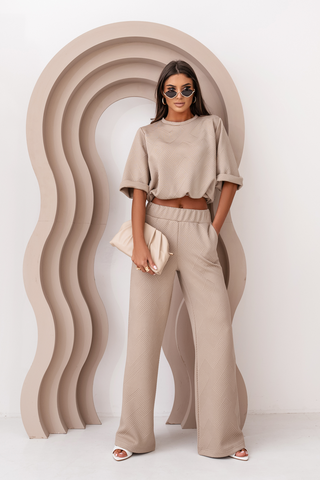 LaBalancia - Komplet LAUREL - Beżowy - Hurtownia Odzieży Damskiej - POSLKA Produkcja i Sprzedaż Hurtowa - LaBalancia