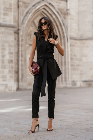 LaBalancia - Spodnie cygaretki KIARA - Czarne - Hurtownia Odzieży Damskiej - POSLKA Produkcja i Sprzedaż Hurtowa - LaBalancia