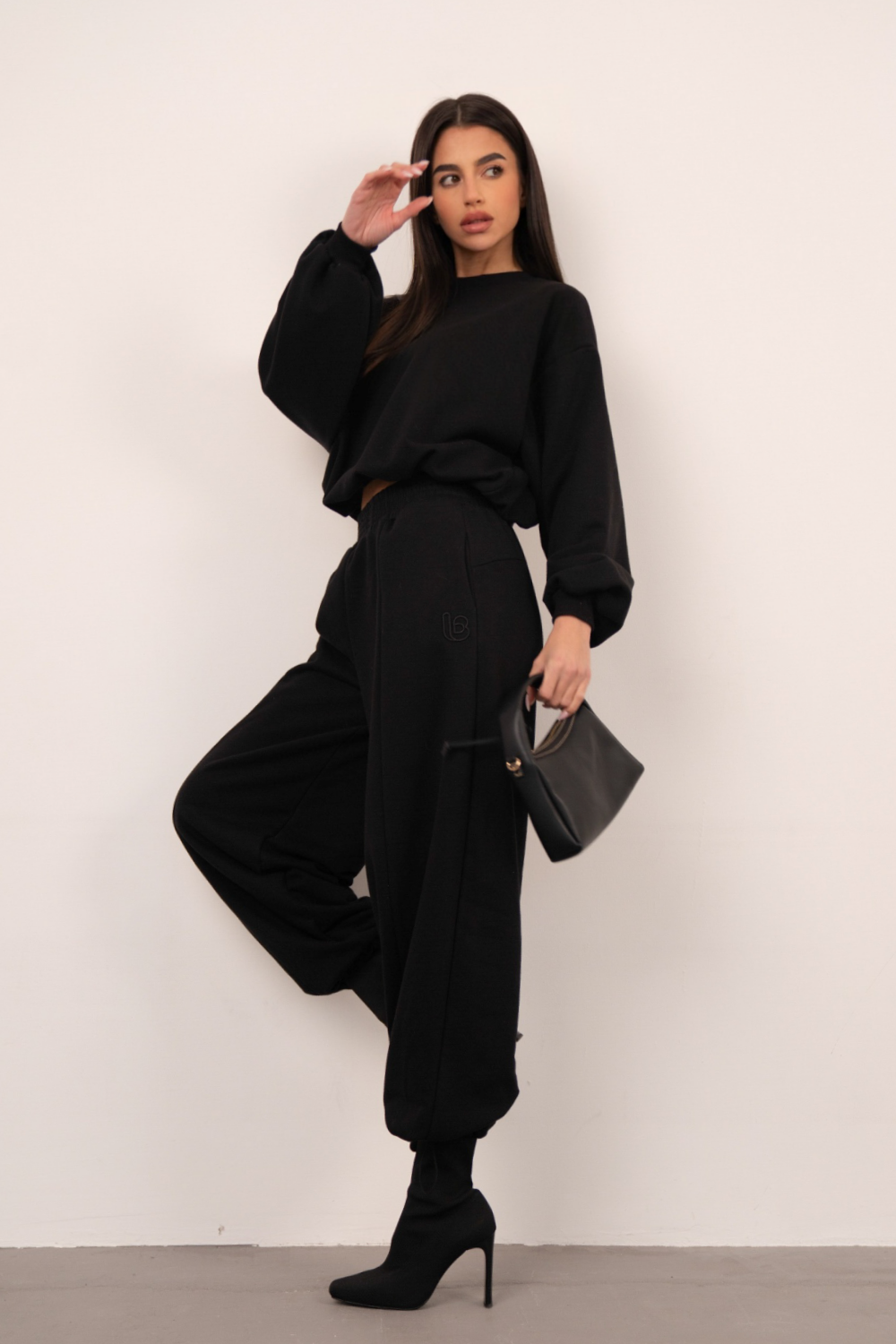 LaBalancia - Komplet BRONX - Czarny - Hurtownia Odzieży Damskiej - POSLKA Produkcja i Sprzedaż Hurtowa - LaBalancia