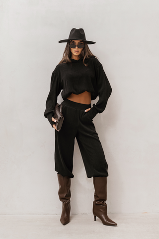 LaBalancia - Komplet HOPE - Czarny - Hurtownia Odzieży Damskiej - POSLKA Produkcja i Sprzedaż Hurtowa - LaBalancia