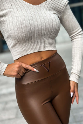 LaBalancia - Legginsy lekko ocieplane V - Brąz - Hurtownia Odzieży Damskiej - POSLKA Produkcja i Sprzedaż Hurtowa - LaBalancia