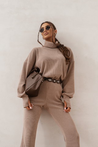 LaBalancia - Komplet PRIAH - Beż - Hurtownia Odzieży Damskiej - POSLKA Produkcja i Sprzedaż Hurtowa - LaBalancia