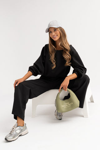 LaBalancia - Komplet COMFY - Czarny - Hurtownia Odzieży Damskiej - POSLKA Produkcja i Sprzedaż Hurtowa - LaBalancia